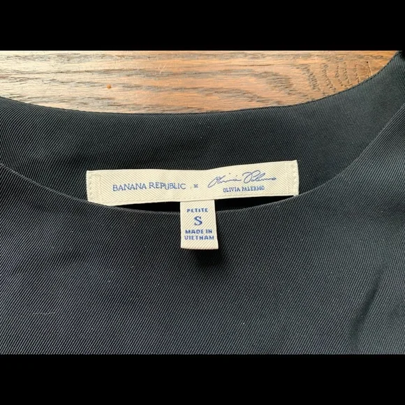 Banana Republic x Olivia Palermo petite pleated top - Picture 2 of 5